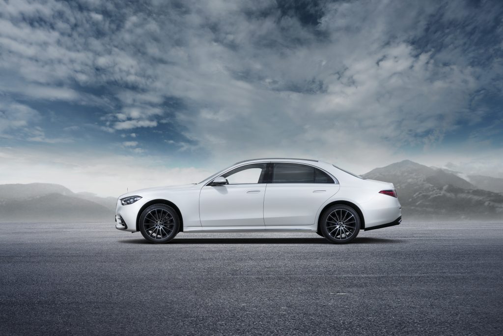Top 10 features of Mercedes-Benz S-class 2021