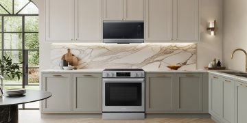 Samsung Launches New Slide-in Ranges and Over-the-Range Microwave With Air Fry Max in 2026